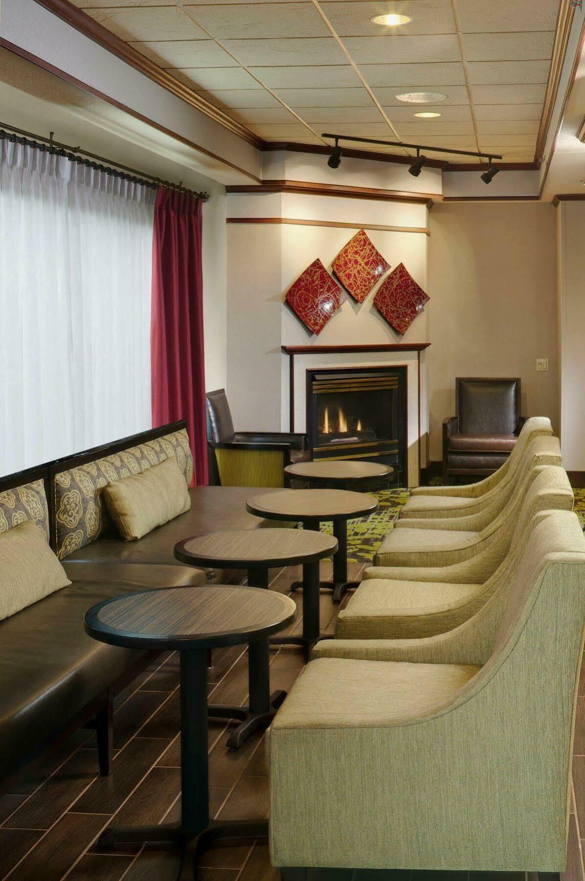Hampton Inn Mount Pleasant Exterior foto